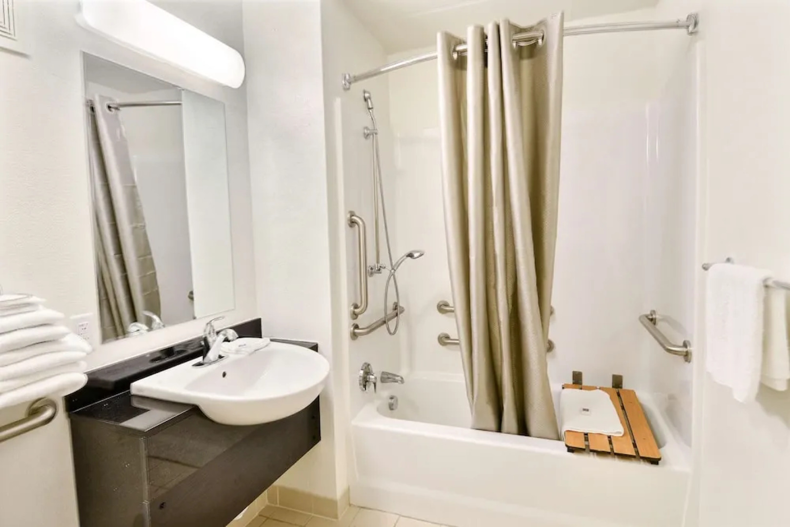 Motel 6 Nashua South