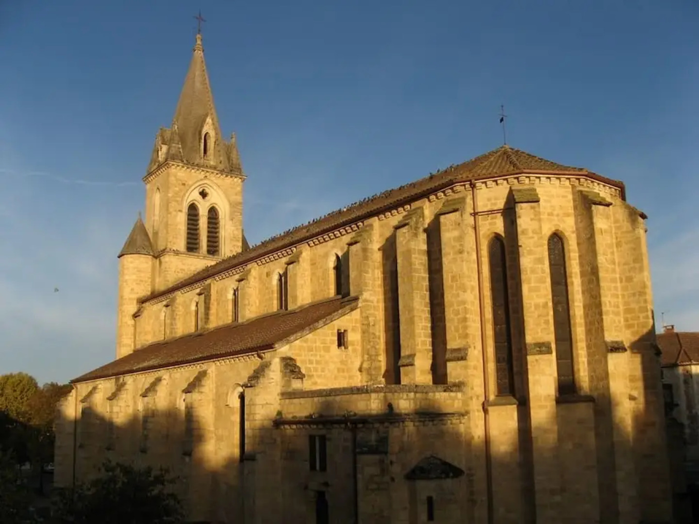 Beautiful Apartment in Prayssac With Swimming Pool