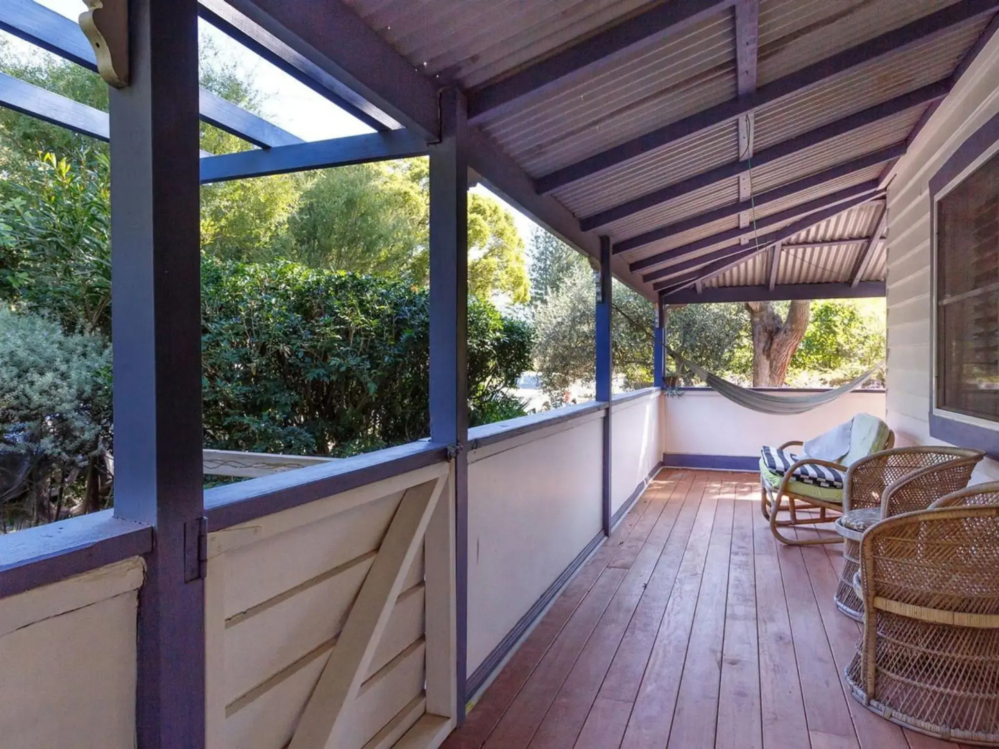 Witts Oasis Two traditional Tea Gardens cottages