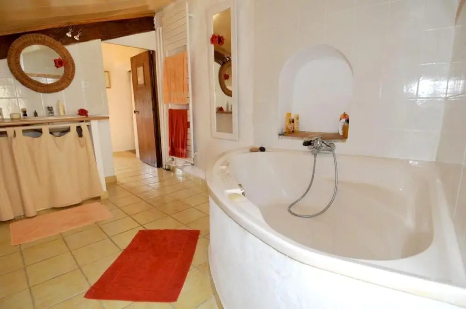 House With 4 Bedrooms in Buisson, With Wonderful Mountain View, Privat