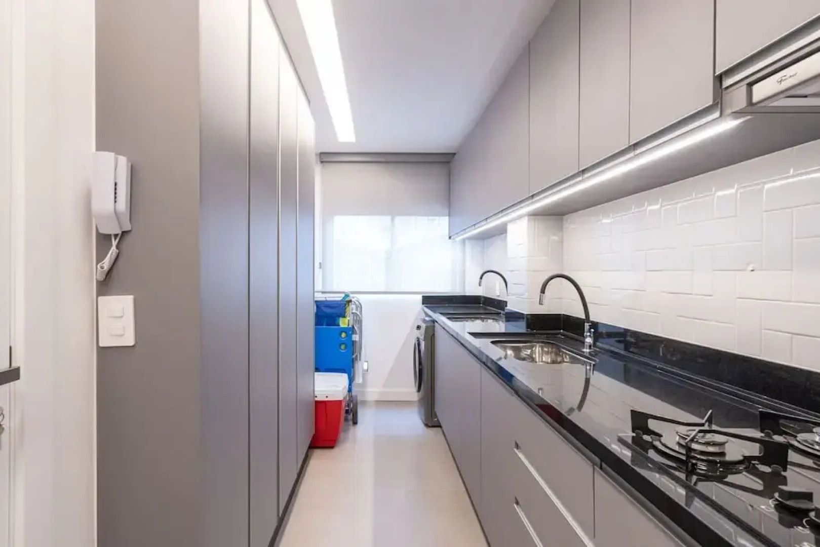 Incr vel Apartamento com Wi-fi na Praia Brava SC