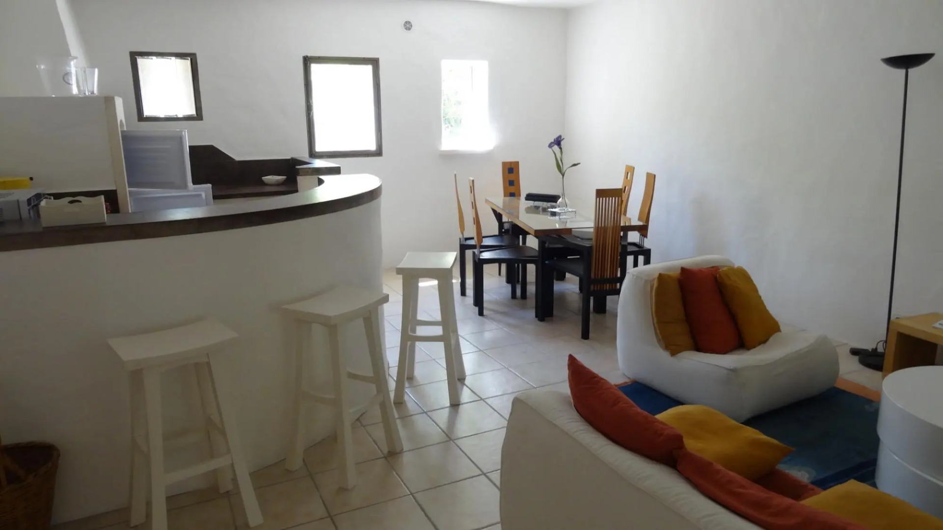 Le Dernier Chateau - Architect's Stone Villa & Pool in Picturesque Les Baux-de-Provence, 5 Bedrooms