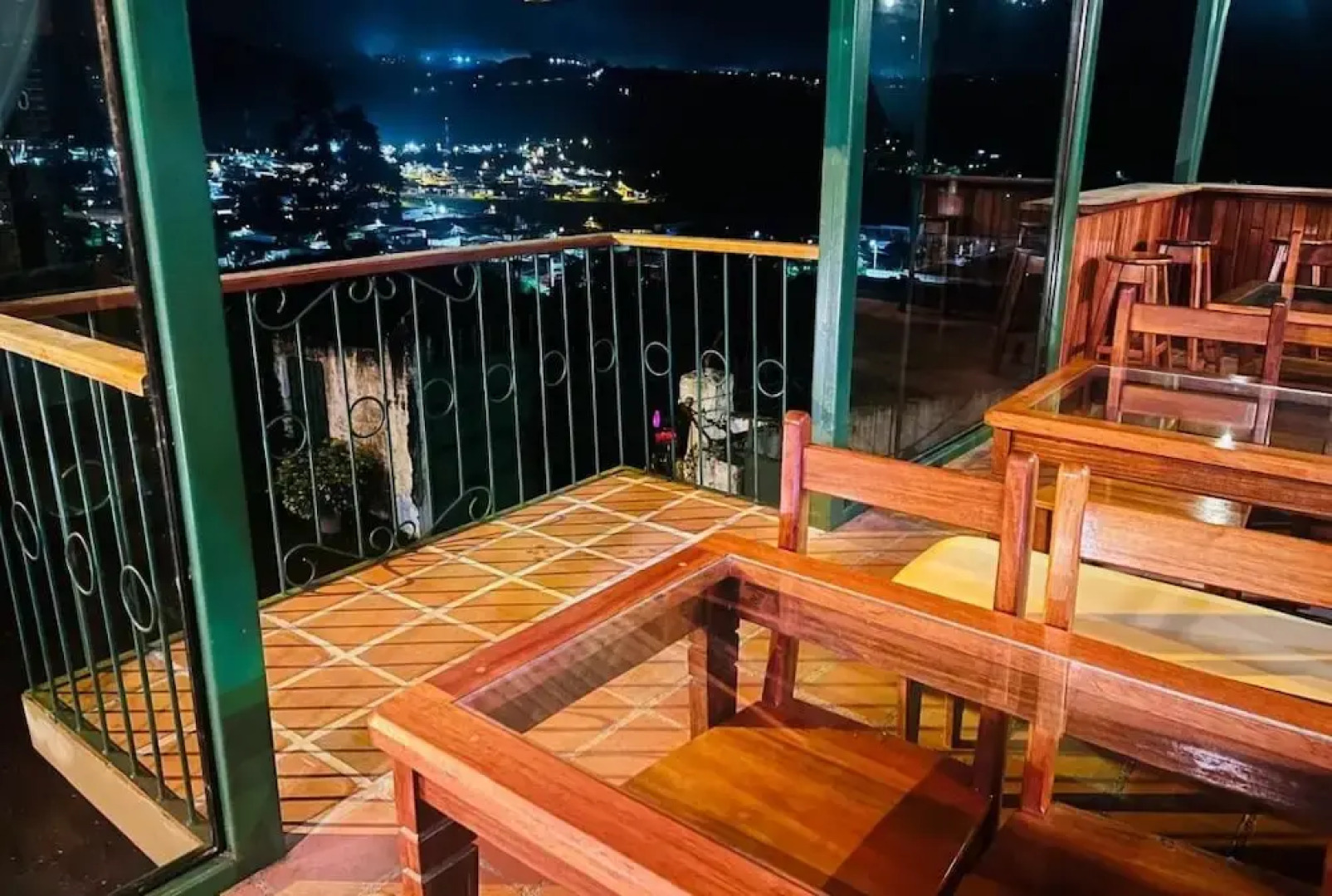 Hotel Tapanti Media De Orosi