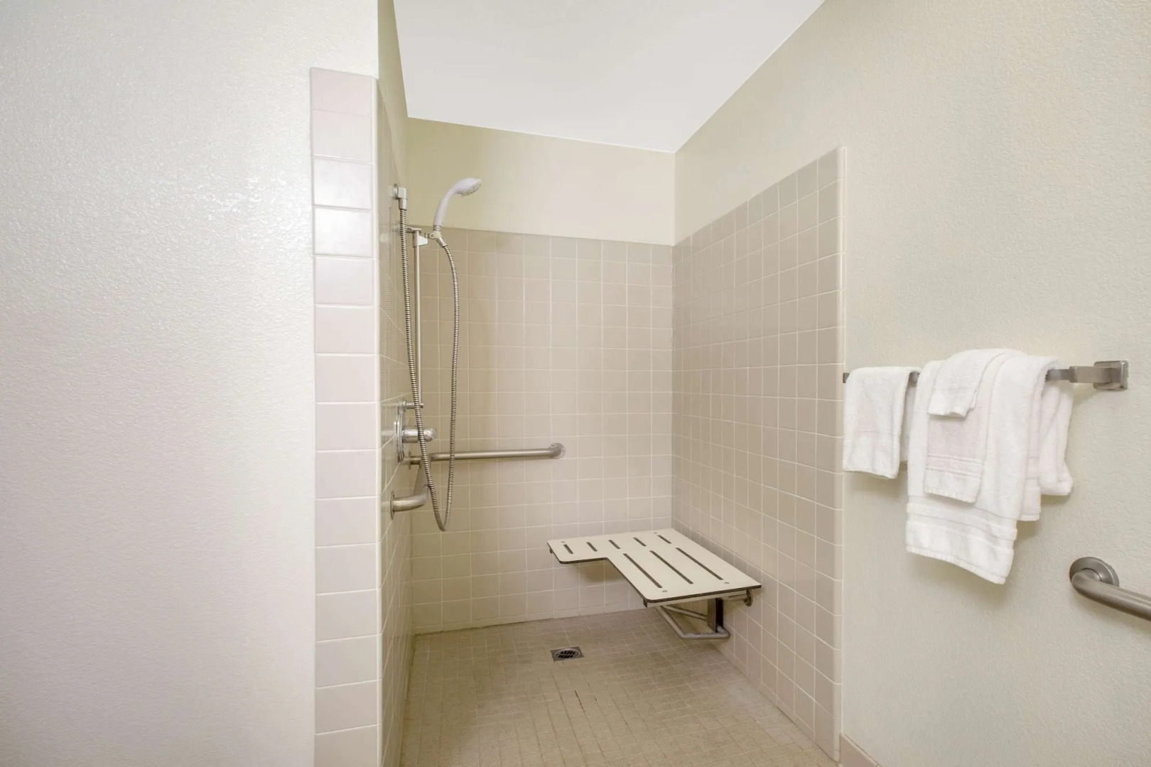 Holiday Inn Express Redding North by IHG