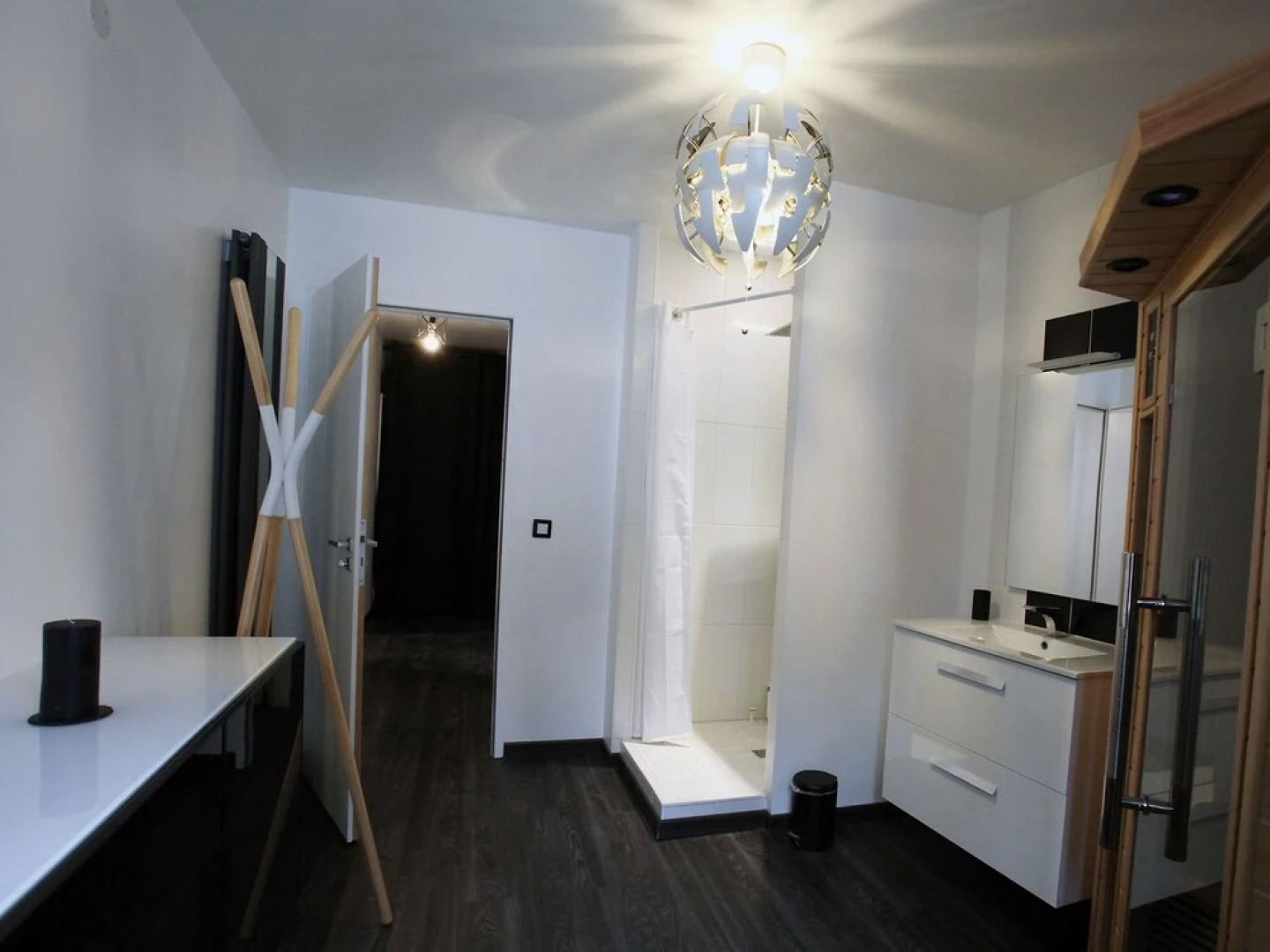 2 bd apartment with sauna- center Annecy