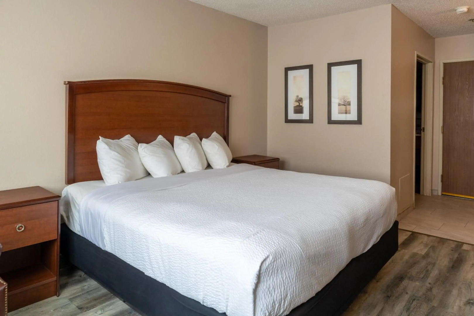 Norland Inn and Suites Roseau