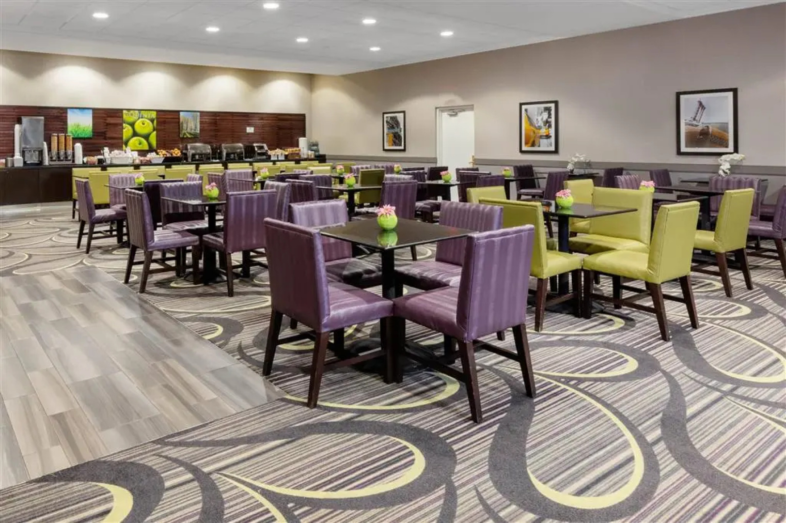 La Quinta Inn & Suites by Wyndham Clifton Park/Saratoga Area