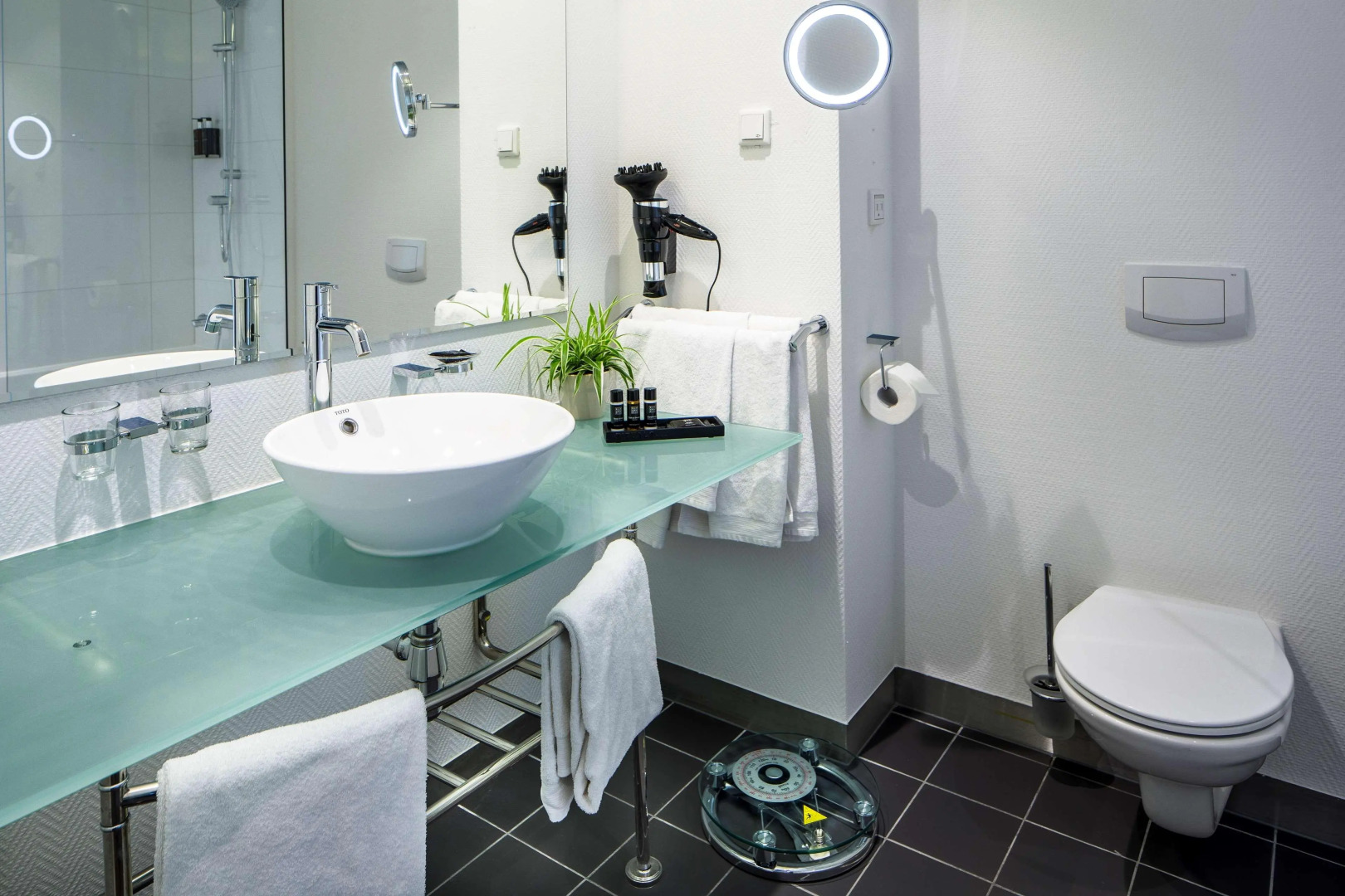 Отель Plaza Premium Grand Winston