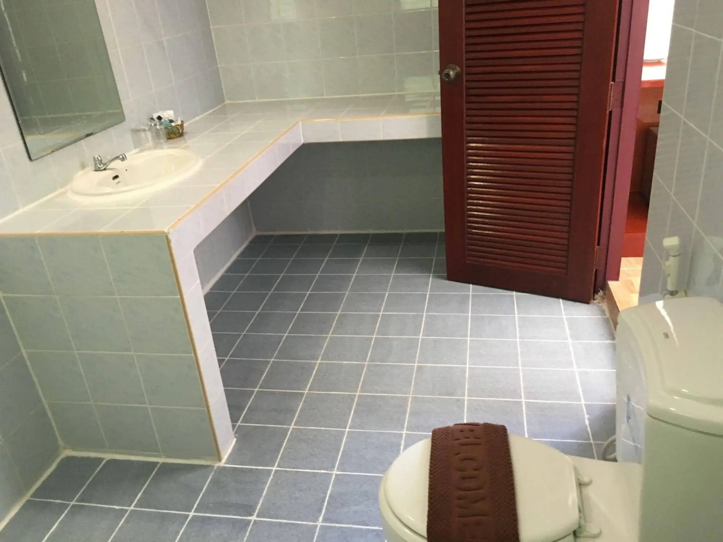 Royal Crown Hotel & Palm Spa Resort