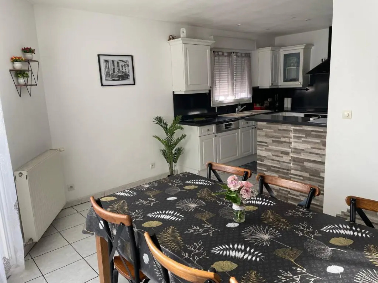 Maison entière 4 lits 8 pl avec jacuzzi proche du safari de Peaugres