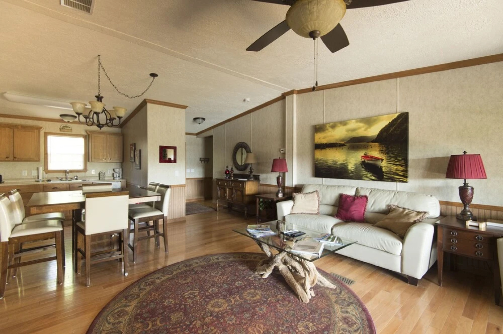 Self Creek Lodge and Marina