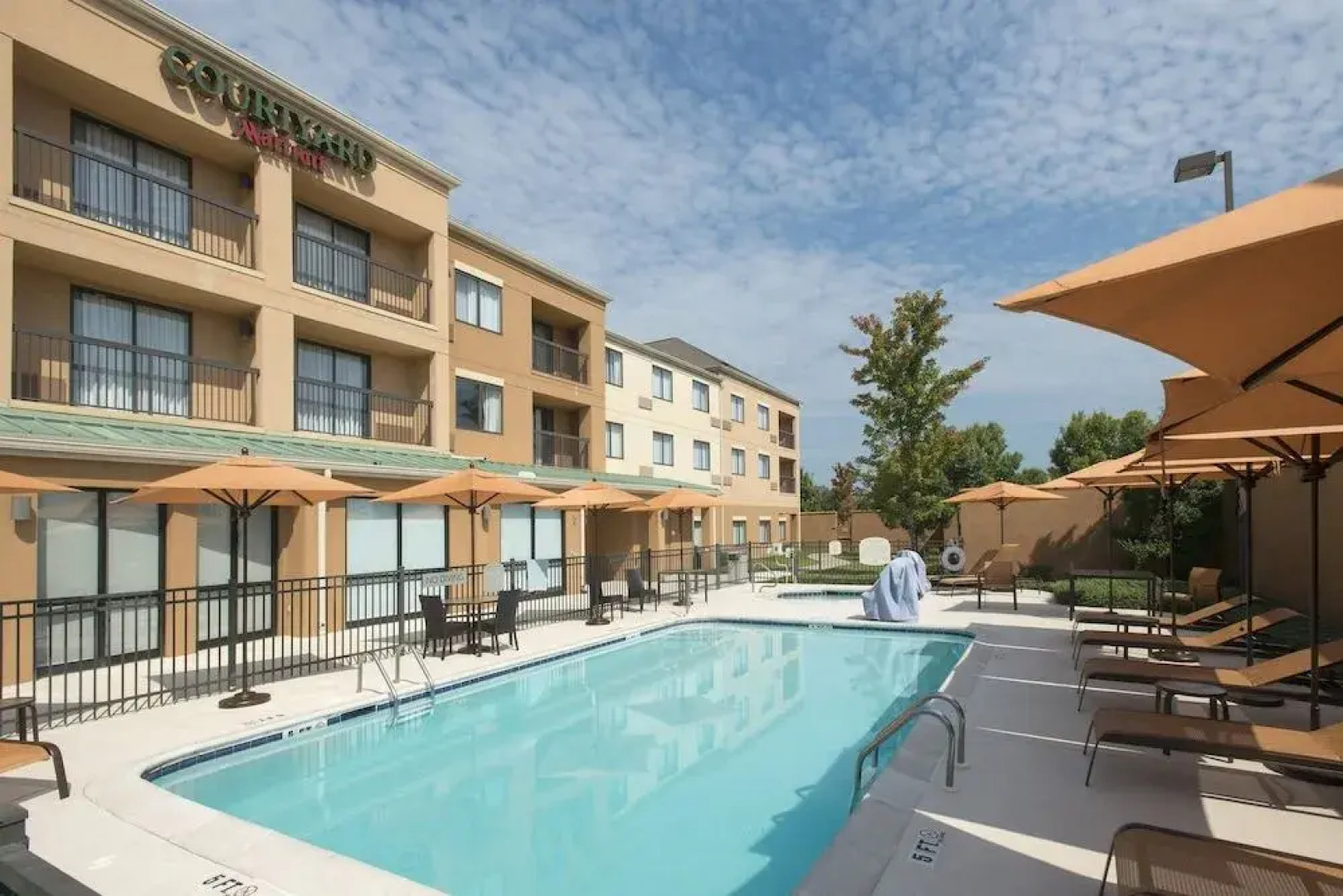 Courtyard Montgomery Prattville