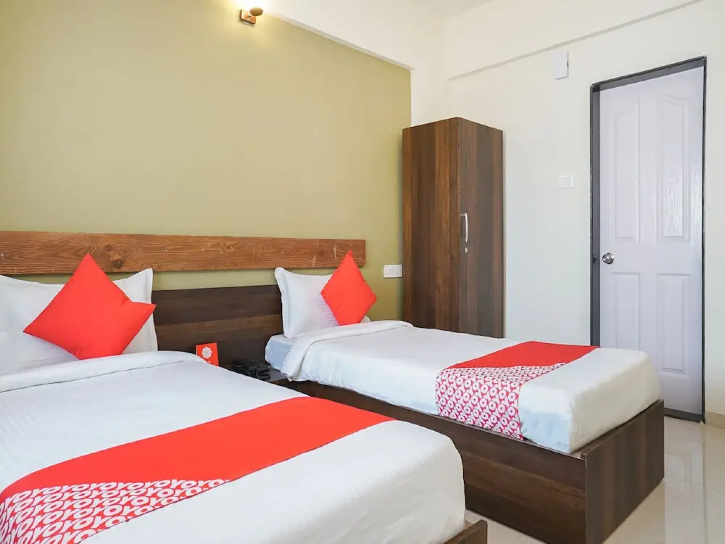 OYO 12538 Twin Tower 2