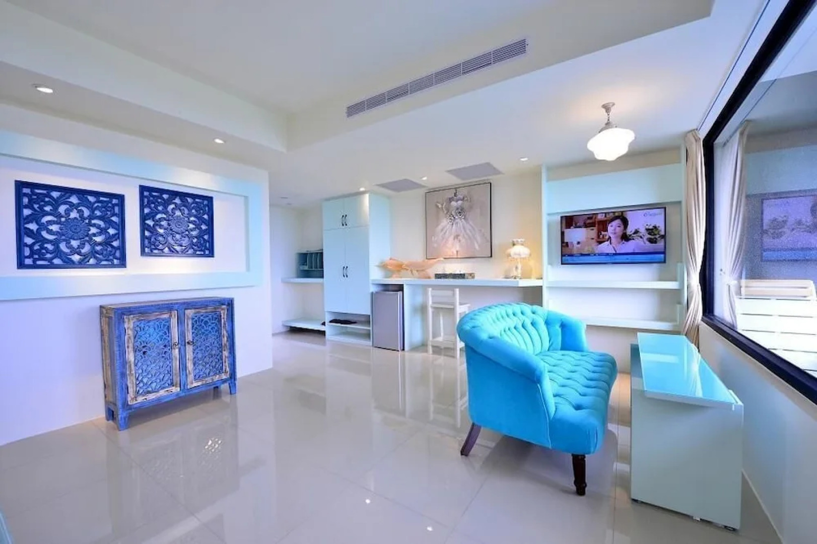 Sunlight Gallery landscape B&B