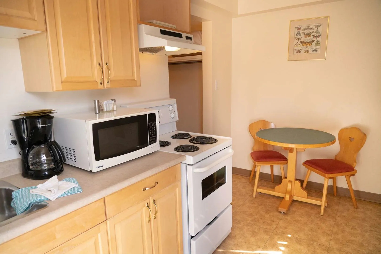 Rocky Mountain Ski Lodge