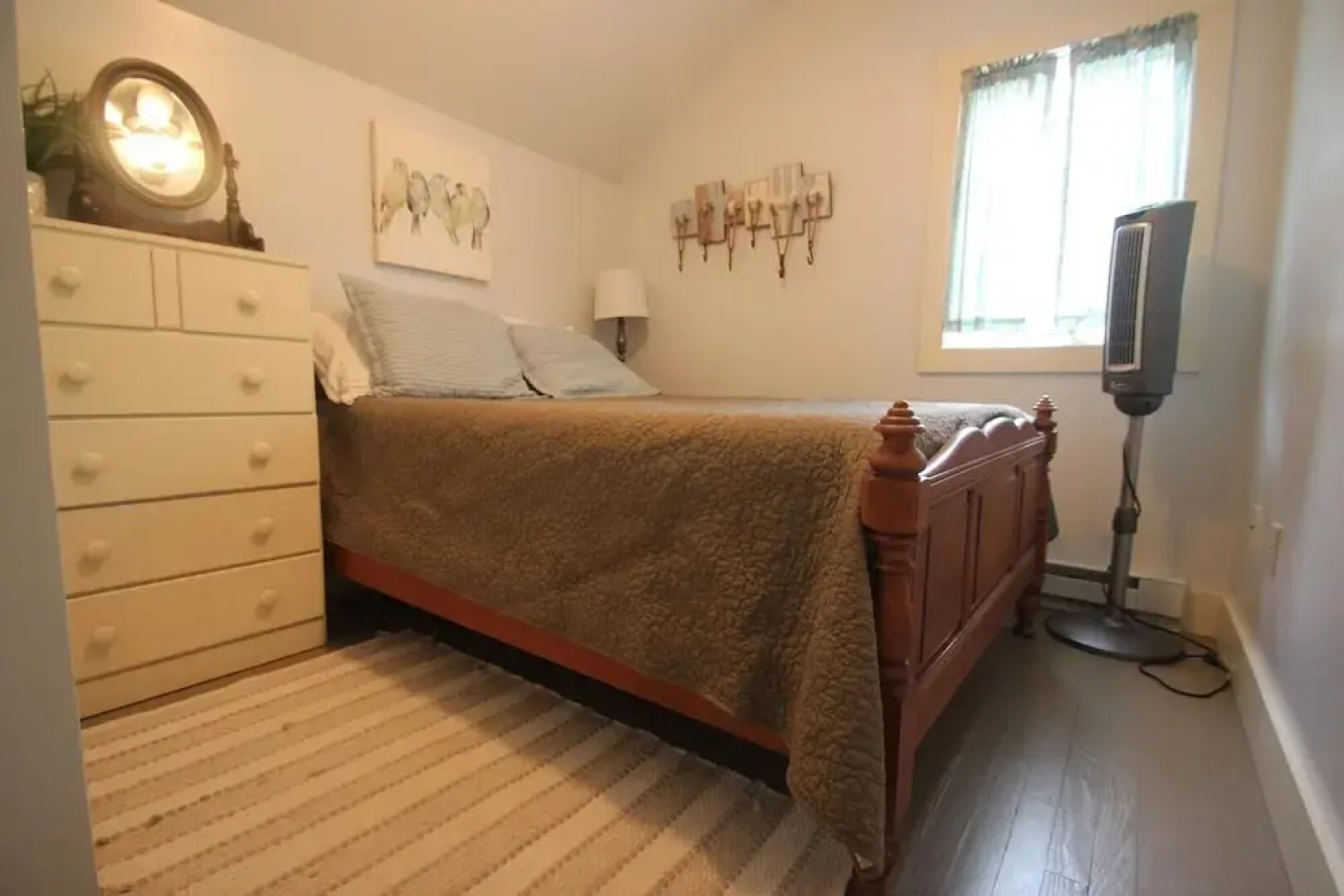 3314 Highland Ave. 4 Bedroom Home by RedAwning