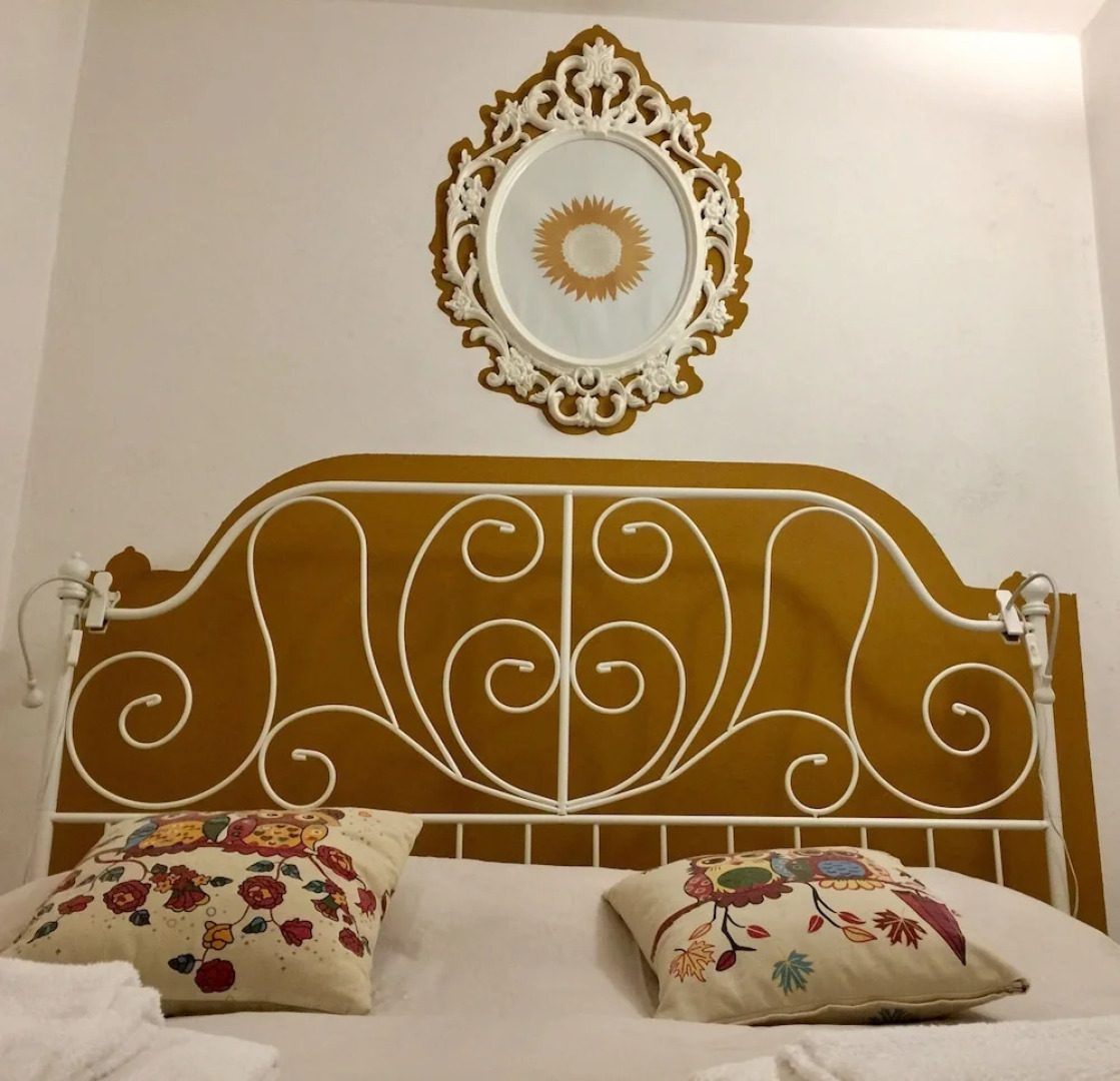 Stone House Lake View