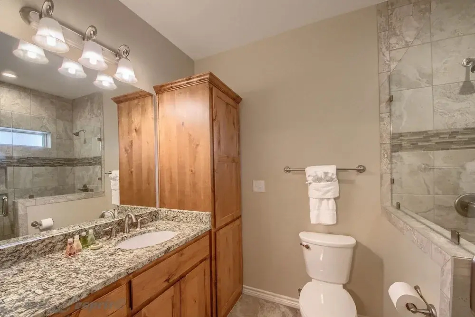 Lazy Daze RG210 - 3 Br Condo