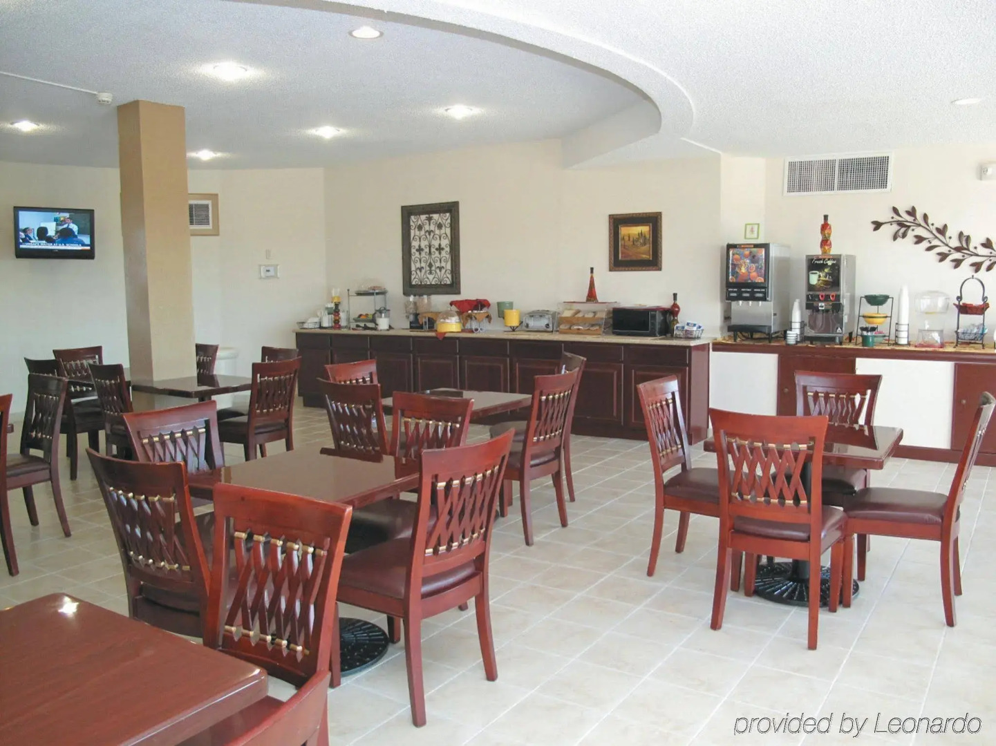 Red Roof Inn PLUS+ Wichita East