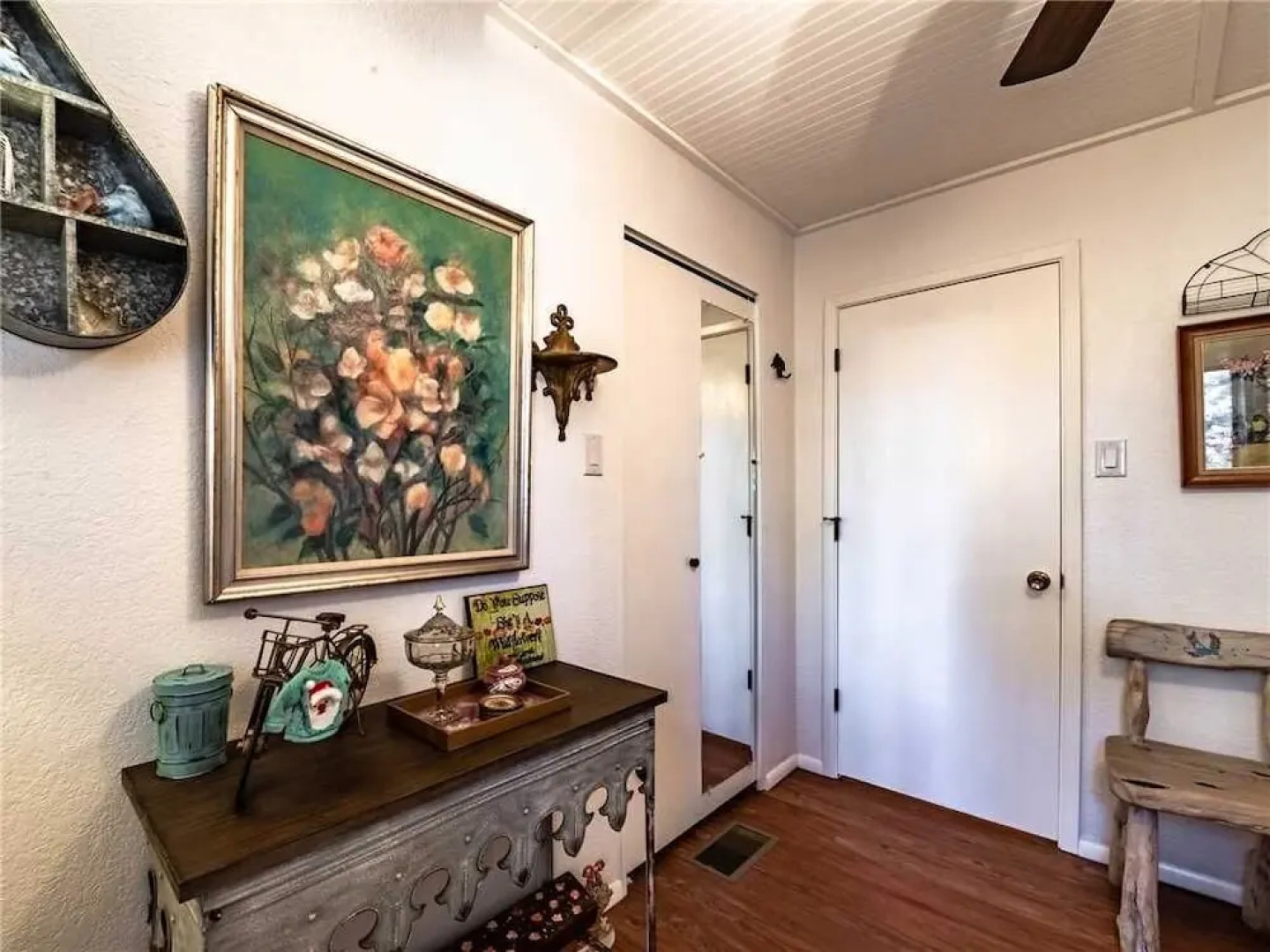 Bella Luna Cottage - Three Bedroom Cabin