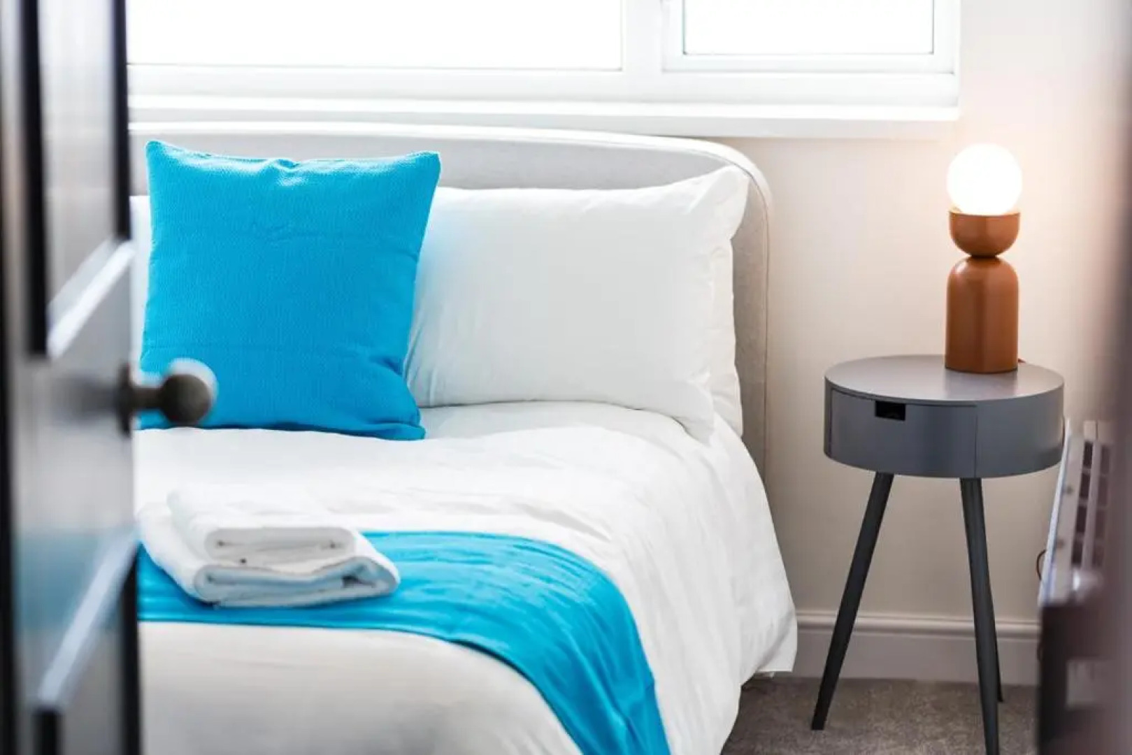 Coastline Villas - Heart of Redcar 1 & 2 Bed New Apartments, ideal for contractors and holidayers