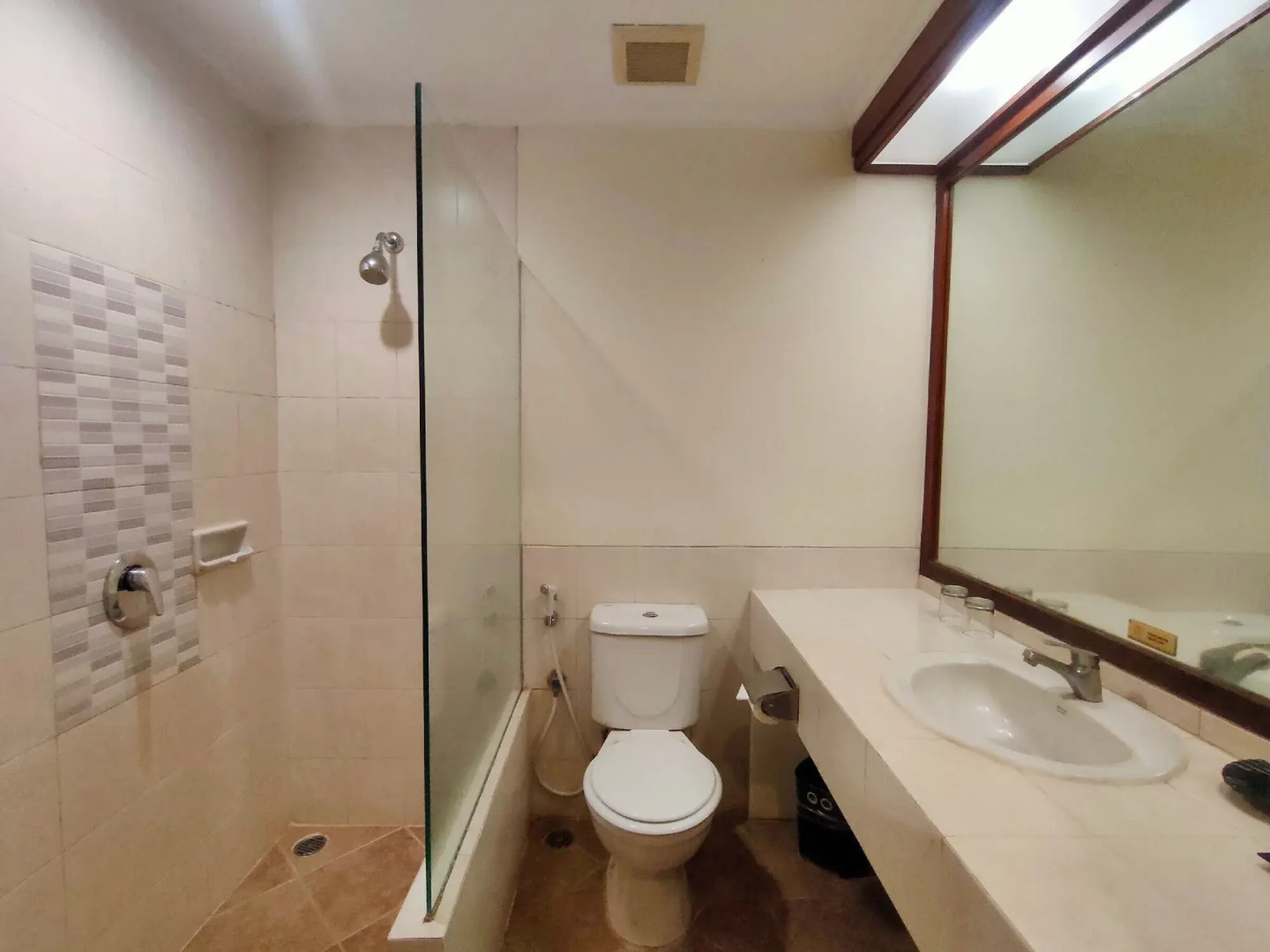 éL Hotel Kartika Wijaya Batu
