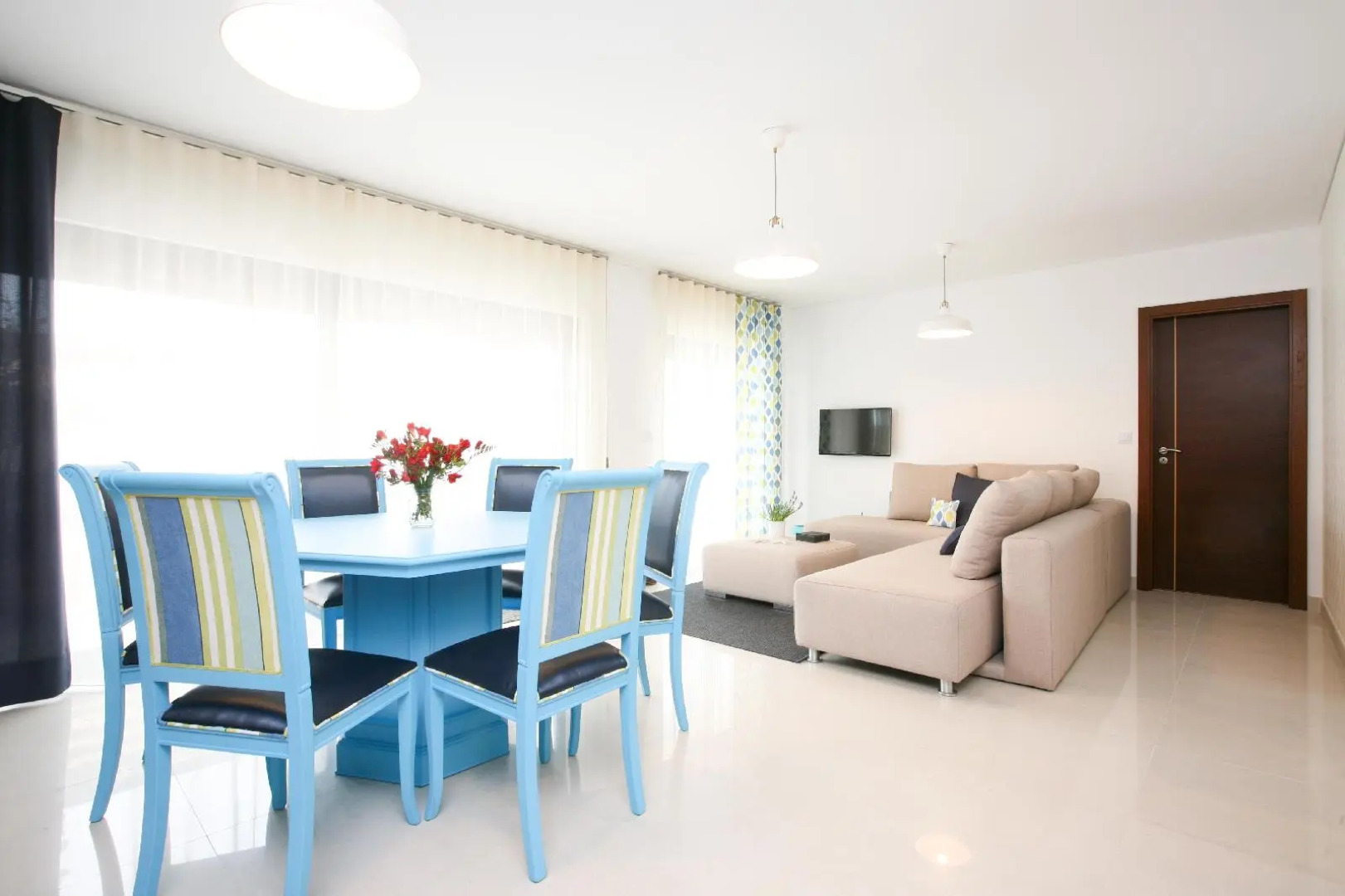 D Wan Deluxe Apartments