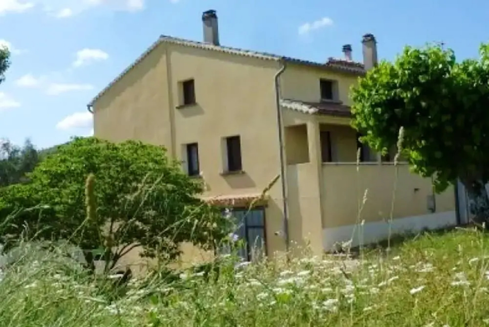 House With 3 Bedrooms in Uzer, With Furnished Garden - 10 km From the