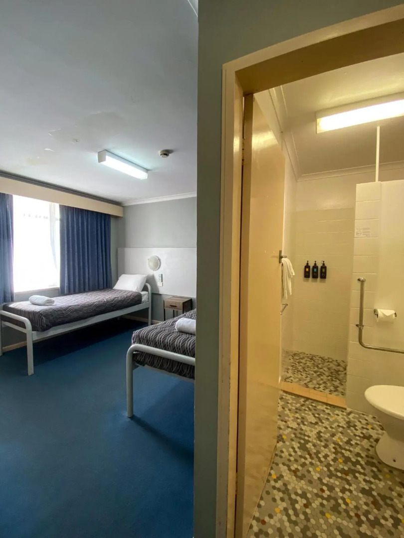 The Palms Motel (Formerly Flinders Motel)