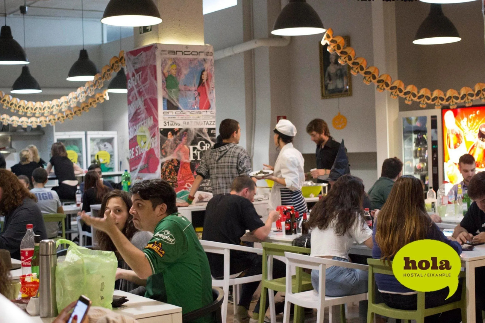 Hola Hostal Eixample - Hostel