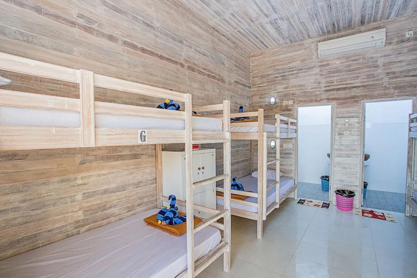 Candy Bed & Breakfast