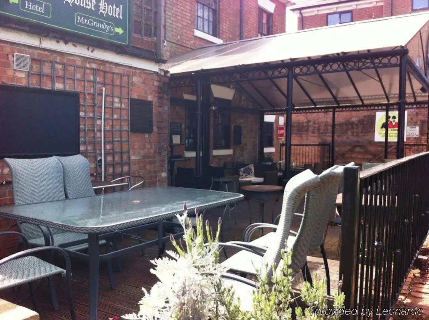 Georgian House Hotel