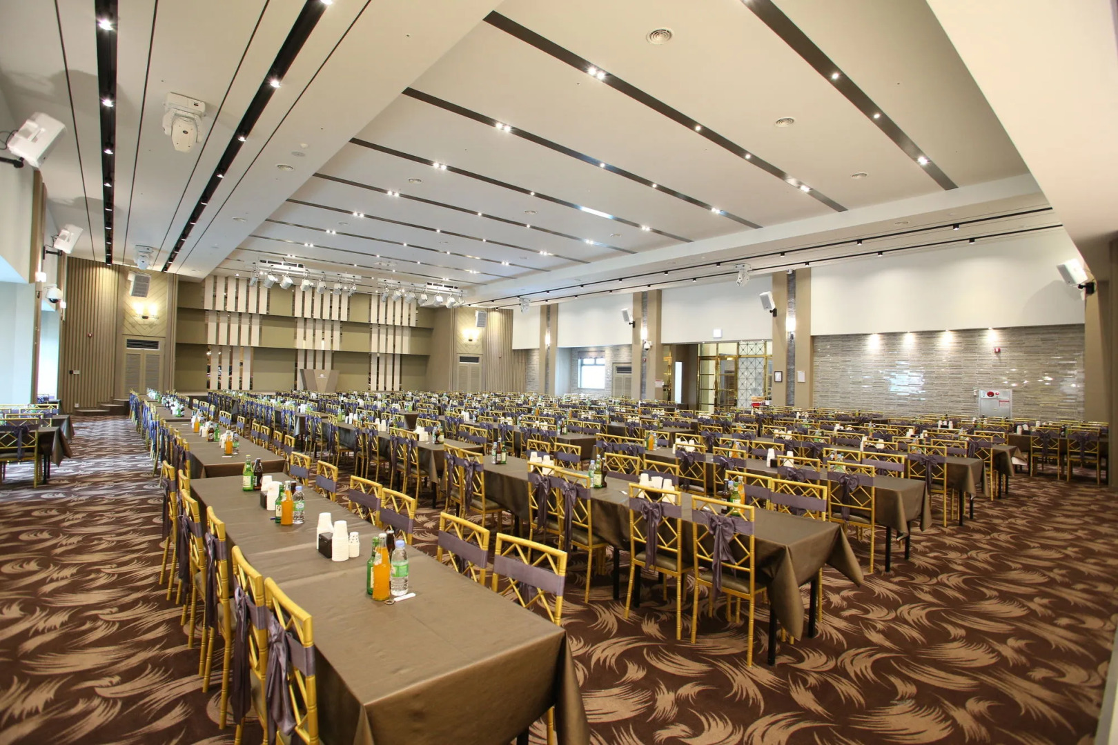 Hyunjin Tourist Hotel