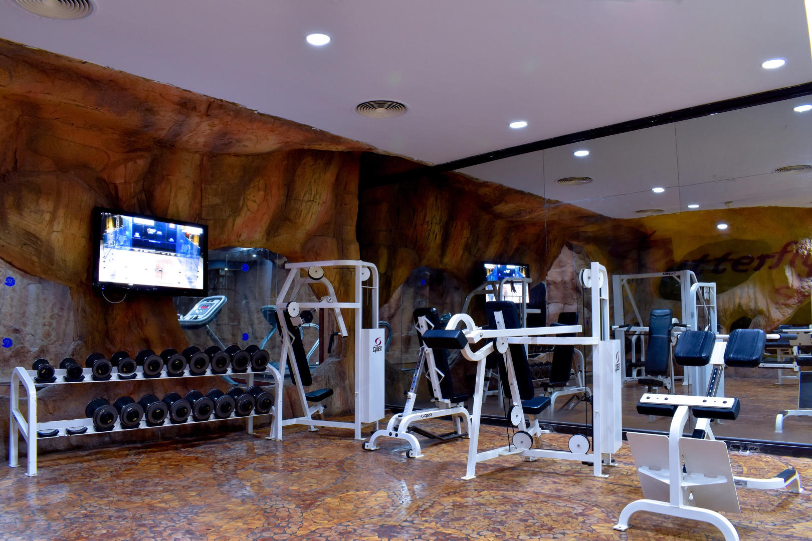 Отель Parrotel Beach Resort