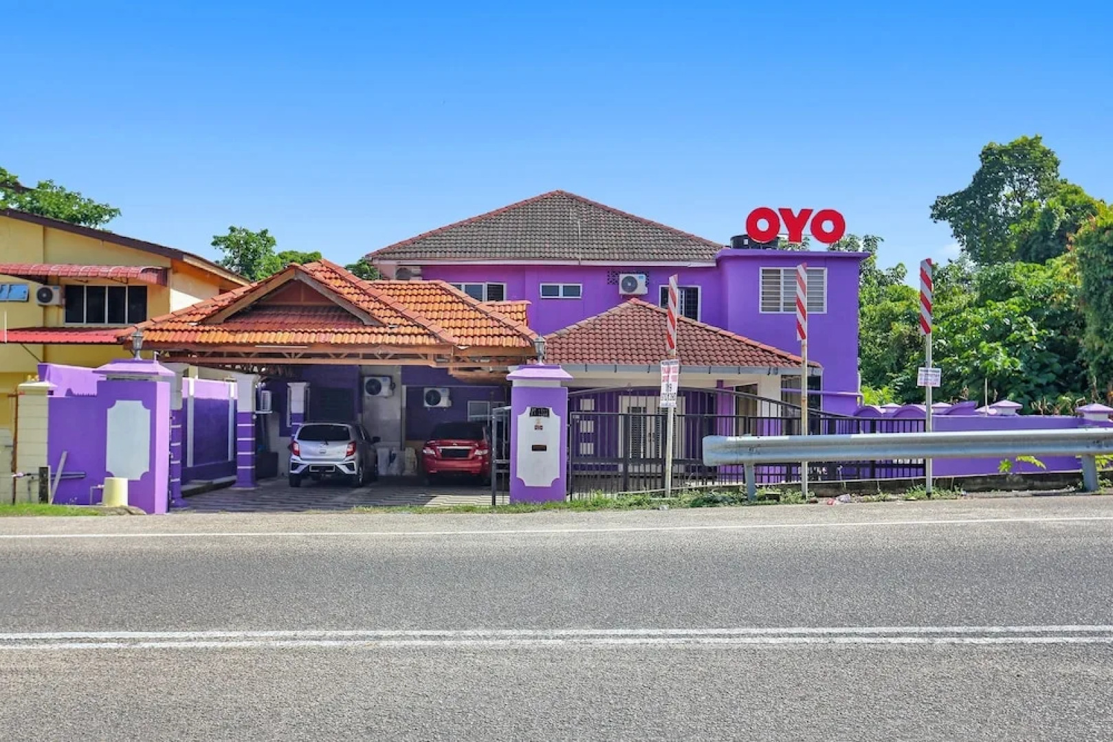 OYO 90873 Travellers Inn