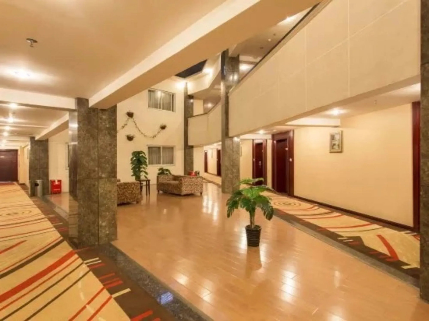 Kaiserdom Hotel Changsha Railway Station