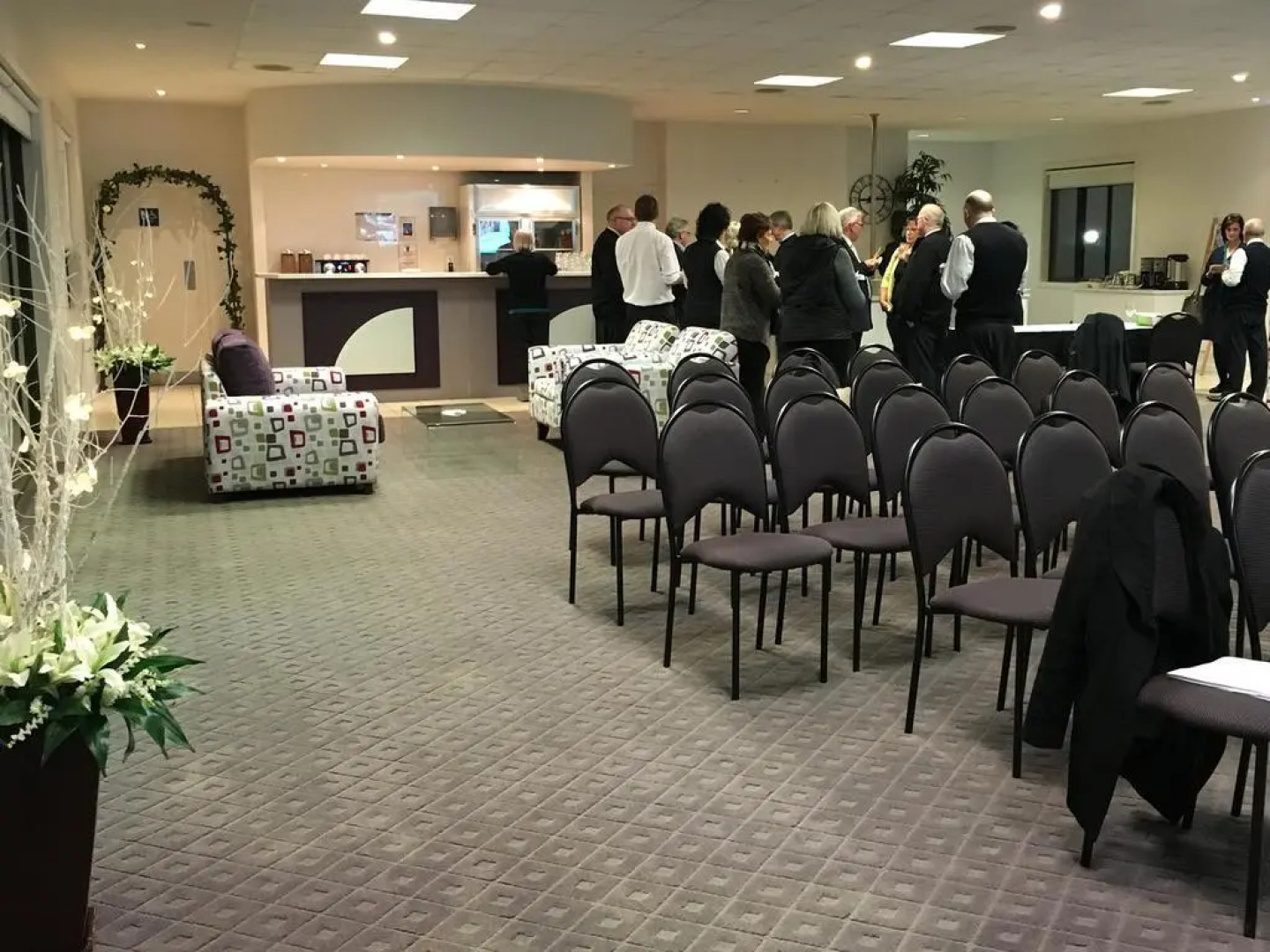 Blazing Stump Motel & Suites