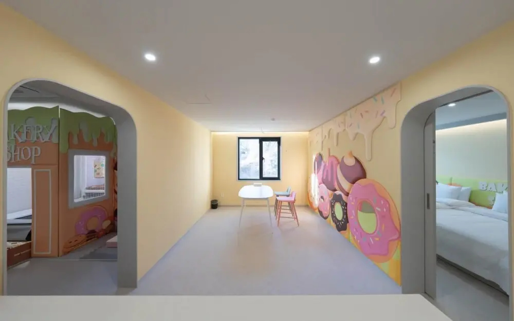 Gimhae Den Bastar Theme Kids Hotel