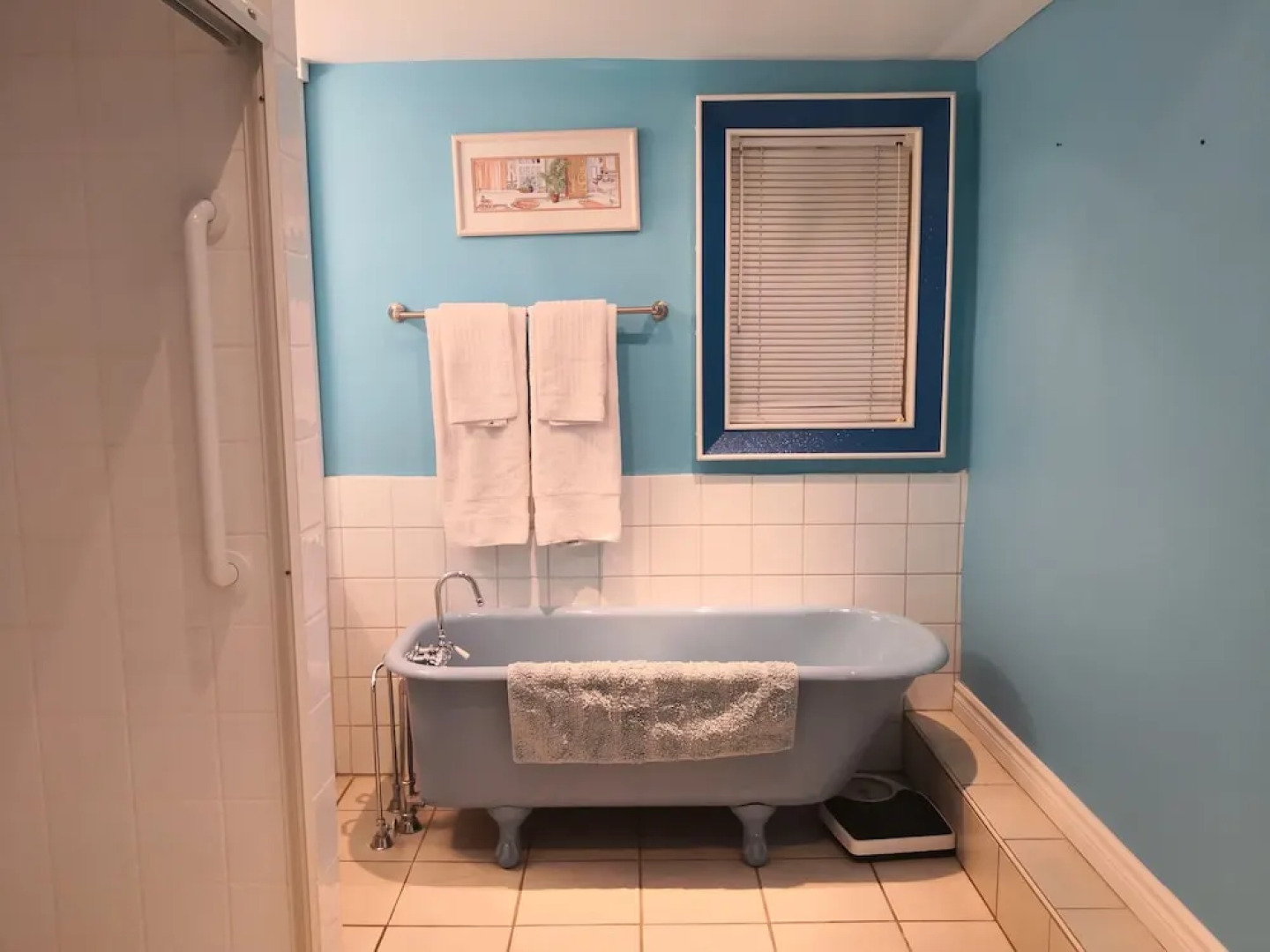 Niagara's Emerald Falls Bed & Breakfast