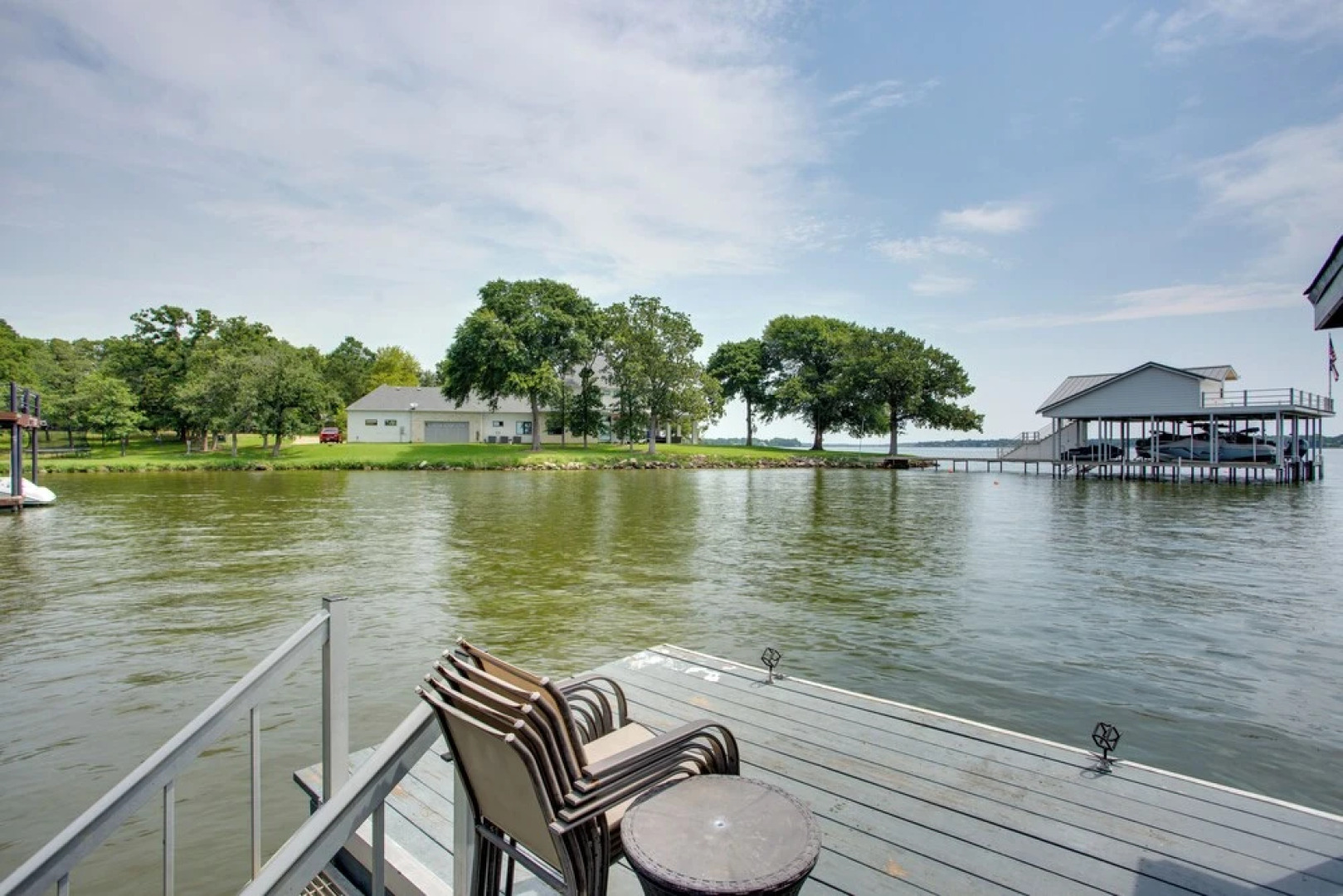 Stunning Lakefront Home: Hot Tub & Game Room!