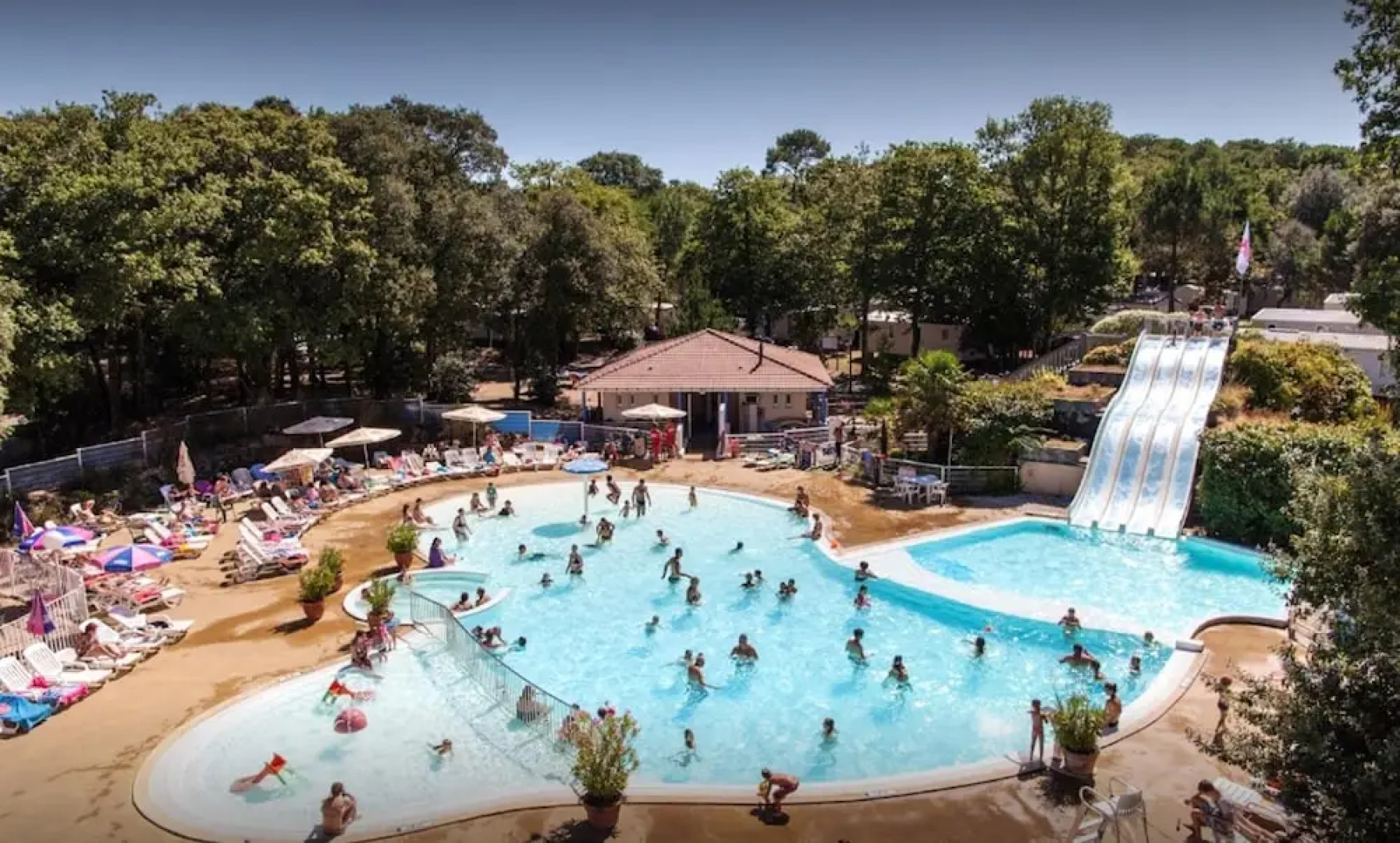 Property With 3 Bedrooms in Saint-brevin-les-pins, With Shared Pool and Enclosed Garden - 300 m From the Beach