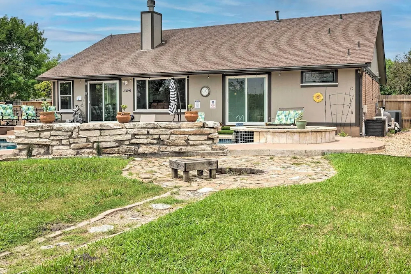 Hot Tub, Pool, & Fire Pit: Gorgeous Hutto Home