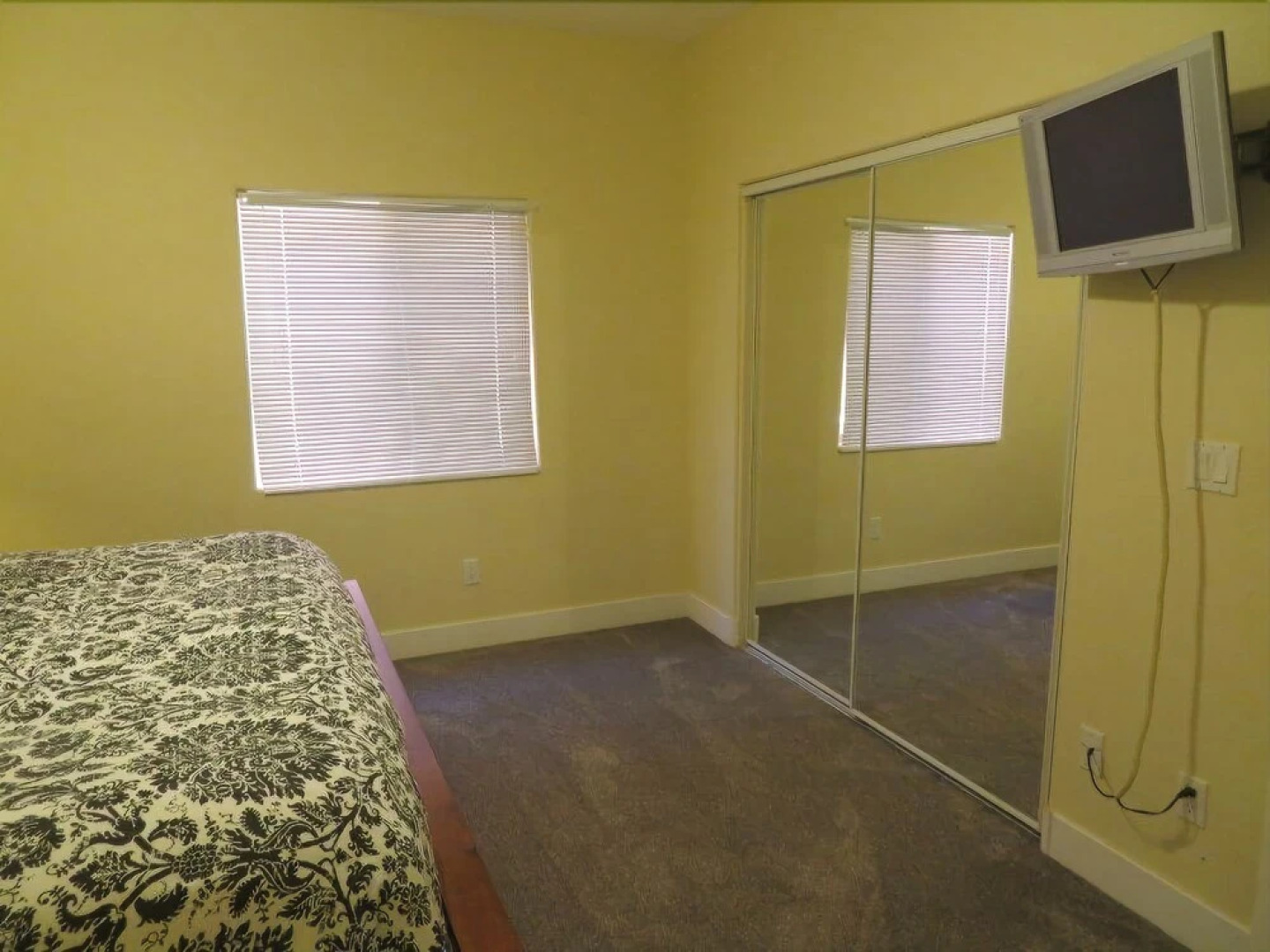 2 Bedroom Condo in Mesquite #215