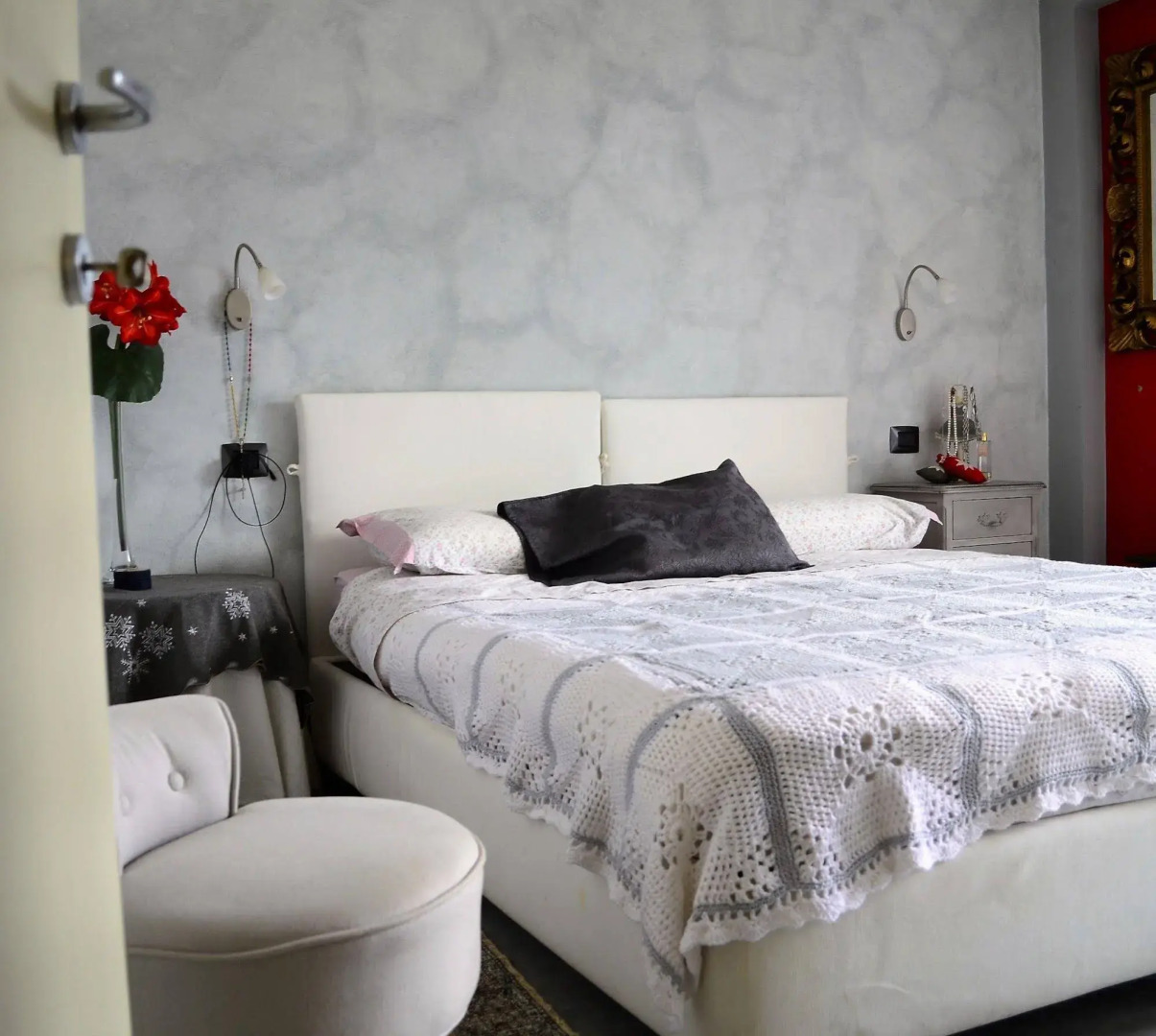 Appartamento Vista Lago Red & Grey