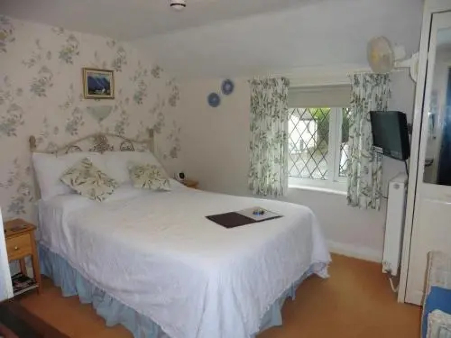 Rose Cottage Bed & Breakfast