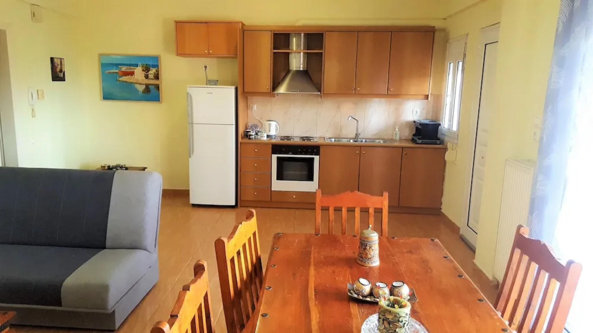 Spacious house with seaview