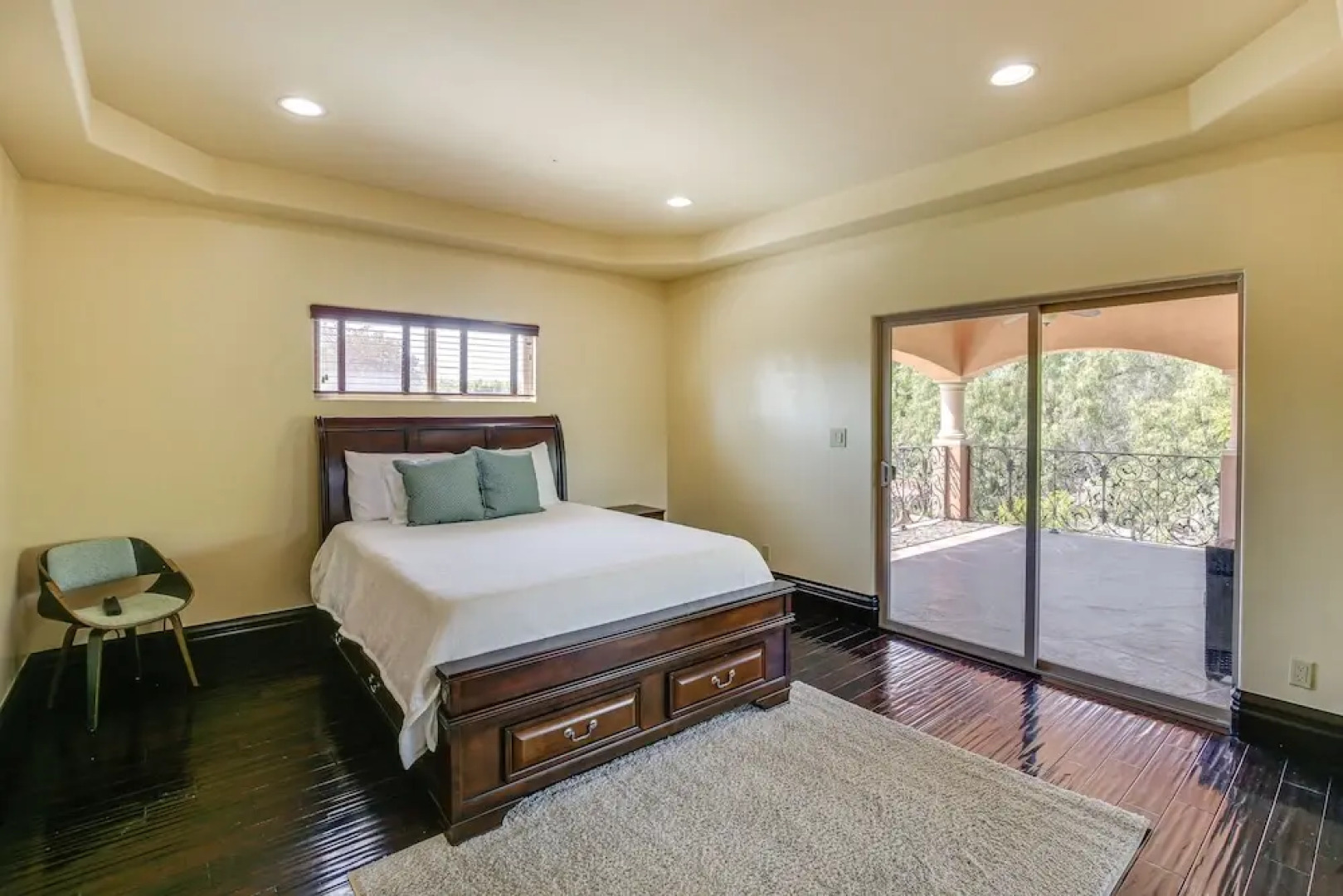 Spacious Fullerton Villa w/ Private Pool & Hot Tub