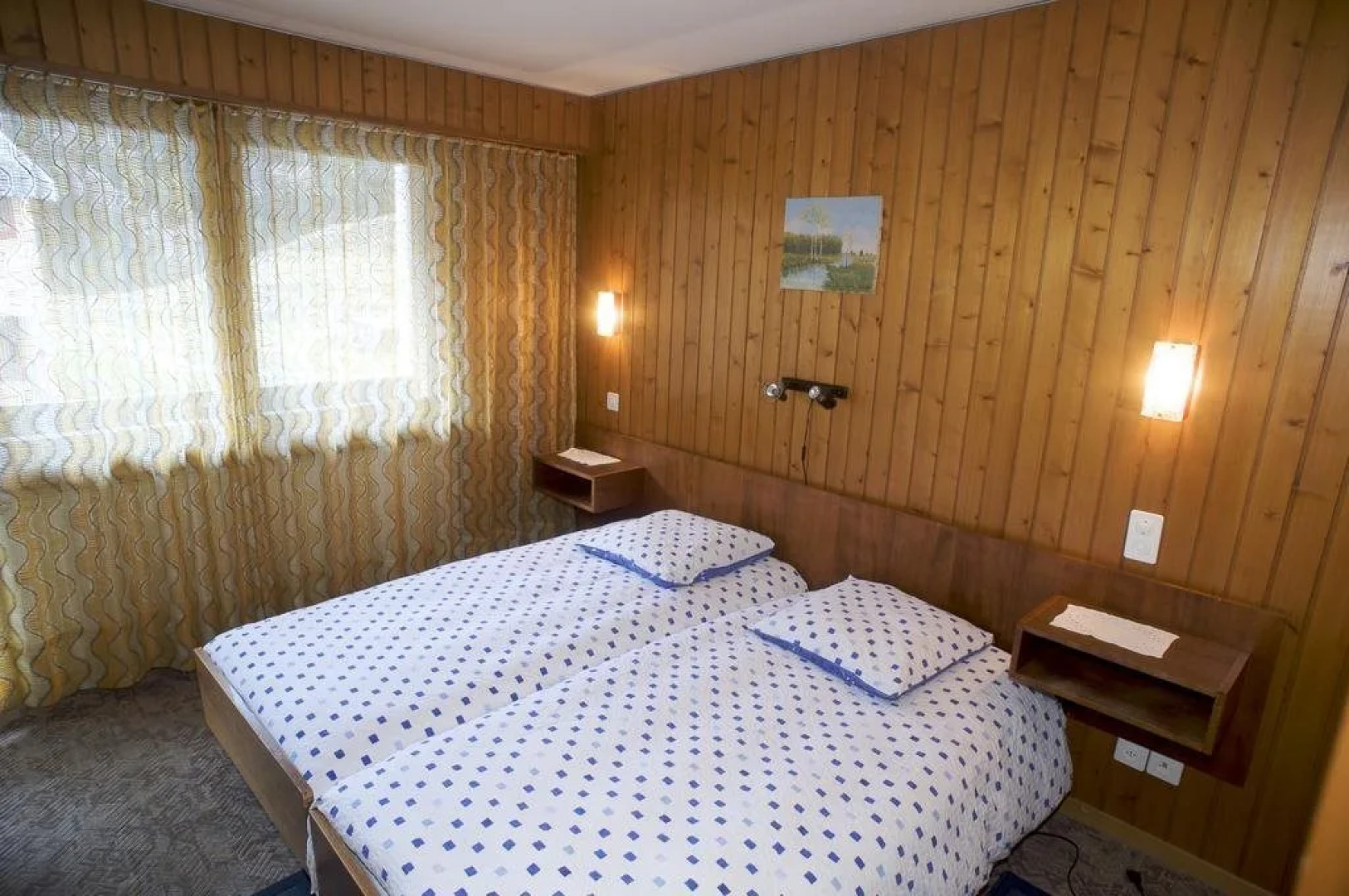 Auberge les Charmettes