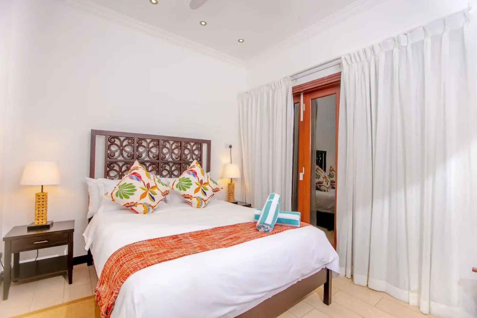 Eden Island - Apartments