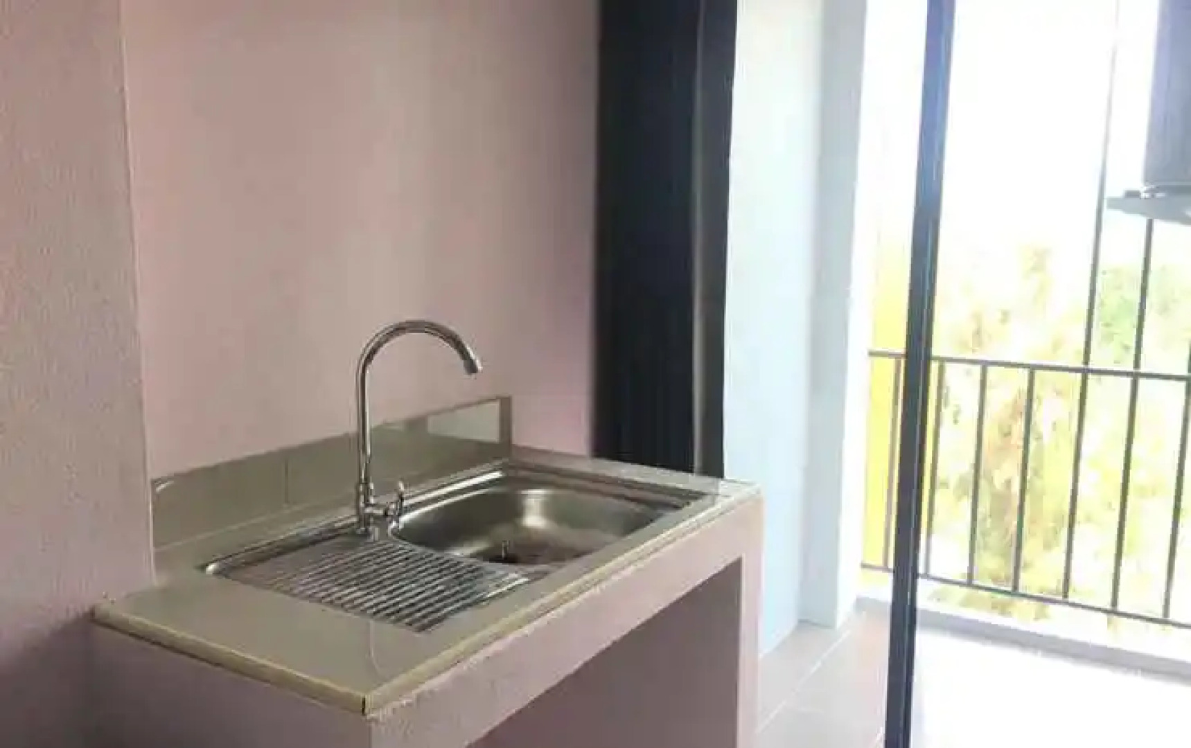 Sutharnlai Apartment